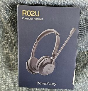 Wireless Bluetooth Headset with Microphone